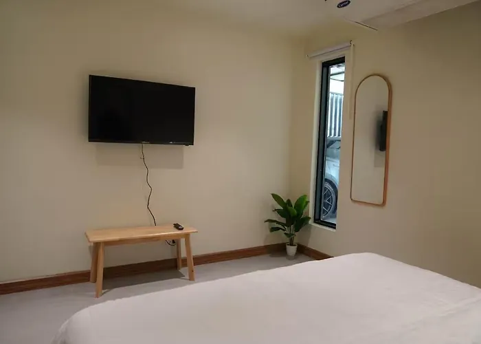 New Asok Grand Family 4br L Walk To Bts,mrt L 10 Guests L Parking L Open April 2026 Appartement Bangkok