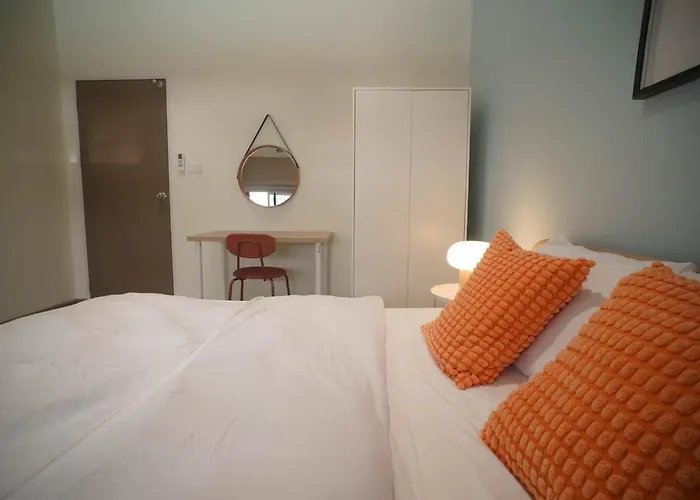Appartement New Asok Grand Family 4br L Walk To Bts,mrt L 10 Guests L Parking L Open April 2026 *