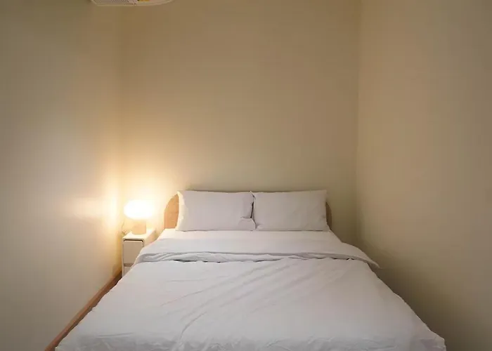 New Asok Grand Family 4br L Walk To Bts,mrt L 10 Guests L Parking L Open April 2026